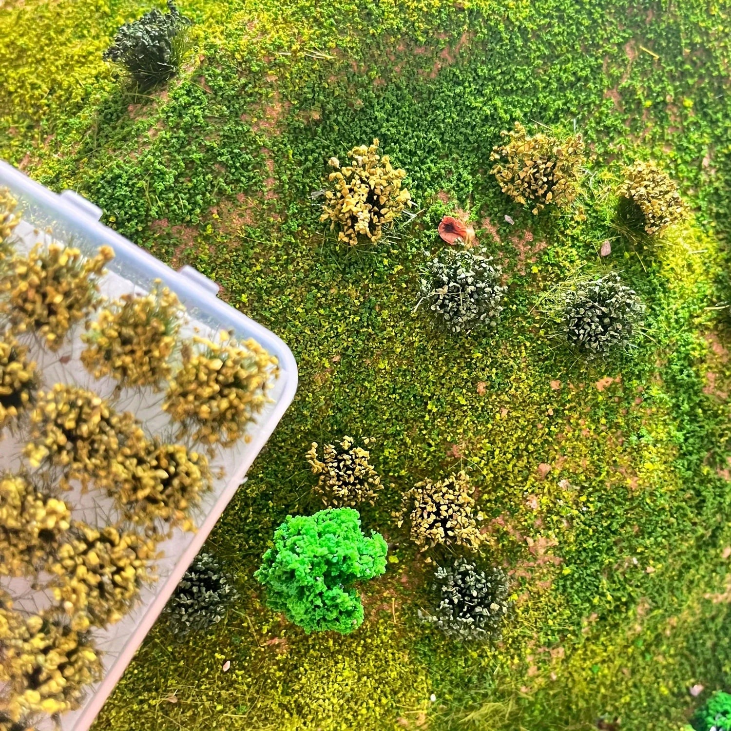 Lot de 56 Touffes d'Herbe Ultra-Réalistes - VIVARIUM PRO